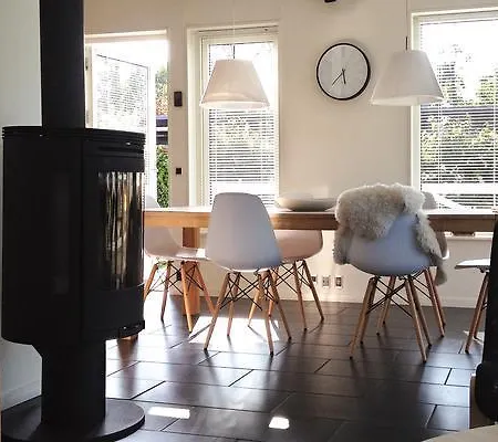 Nyaraló Three-bedroom Holiday In 6 Strøby Ladeplads